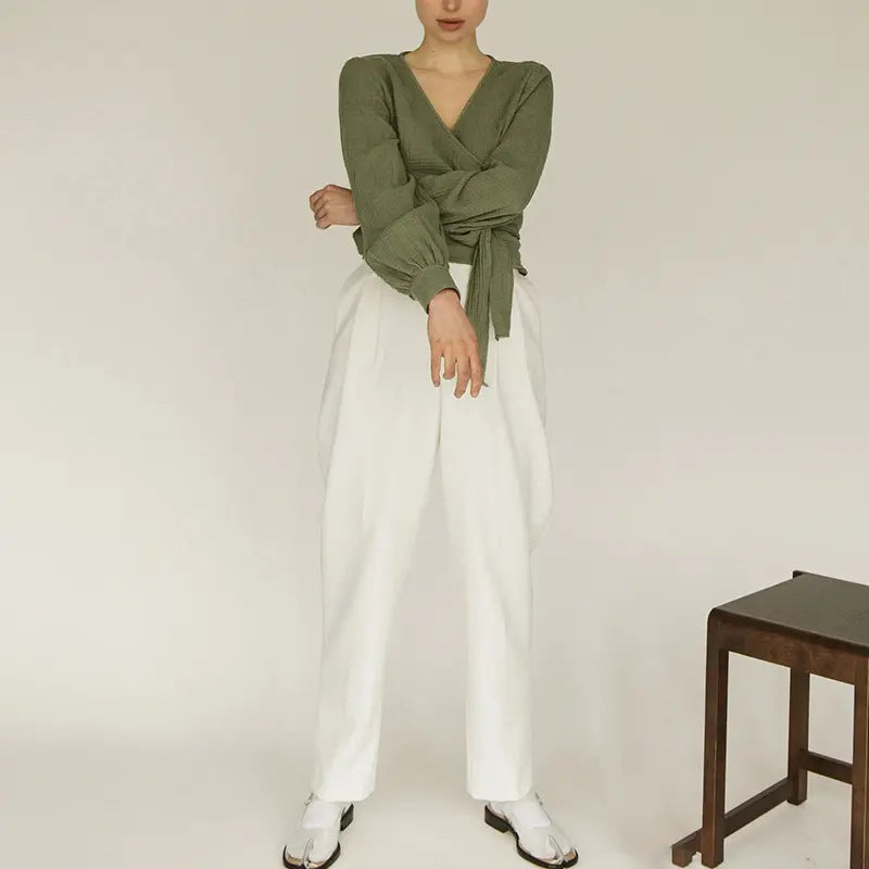COTTON MUSLIN V-NECK BLOUSE