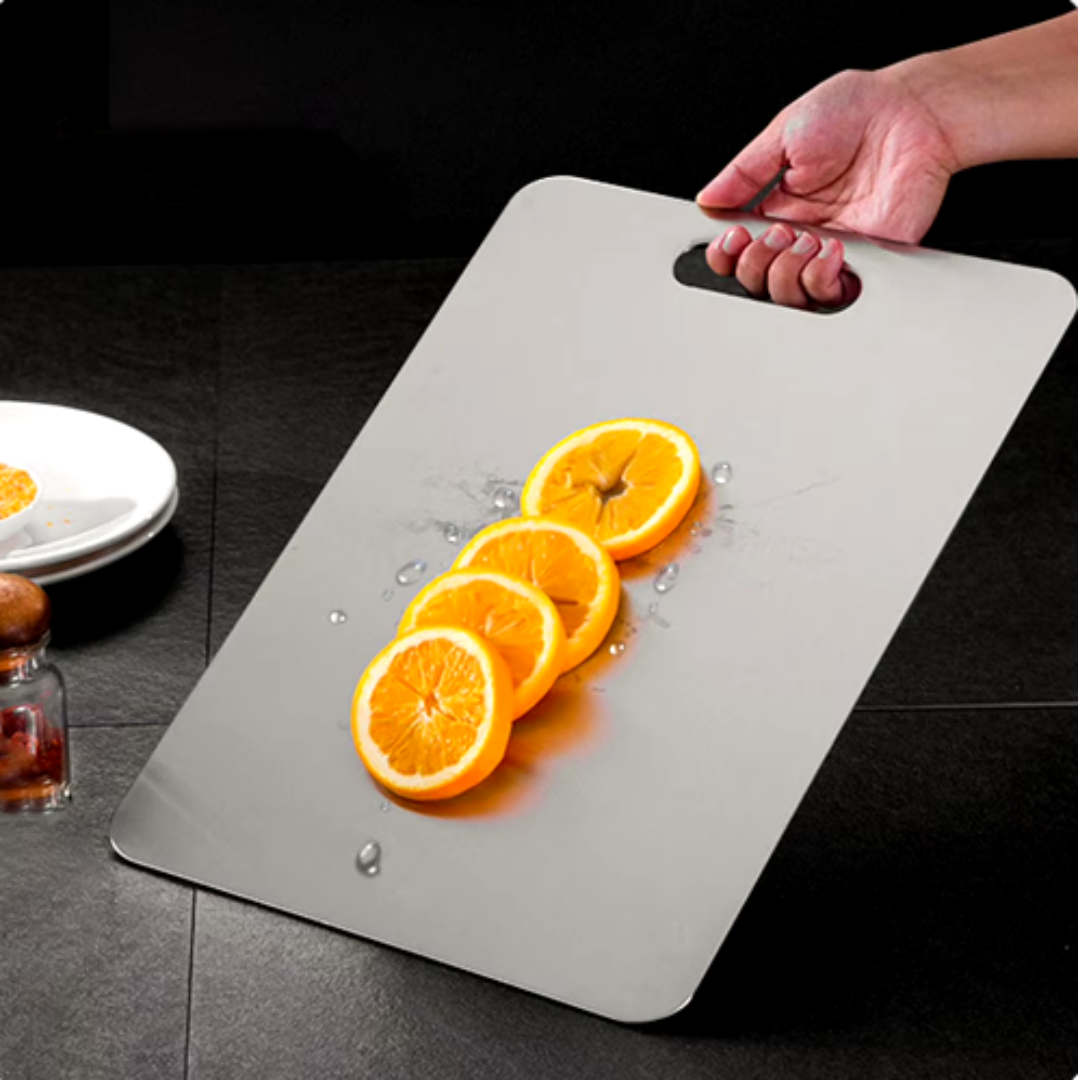 SliceRight™ | Stainless steel cutting board